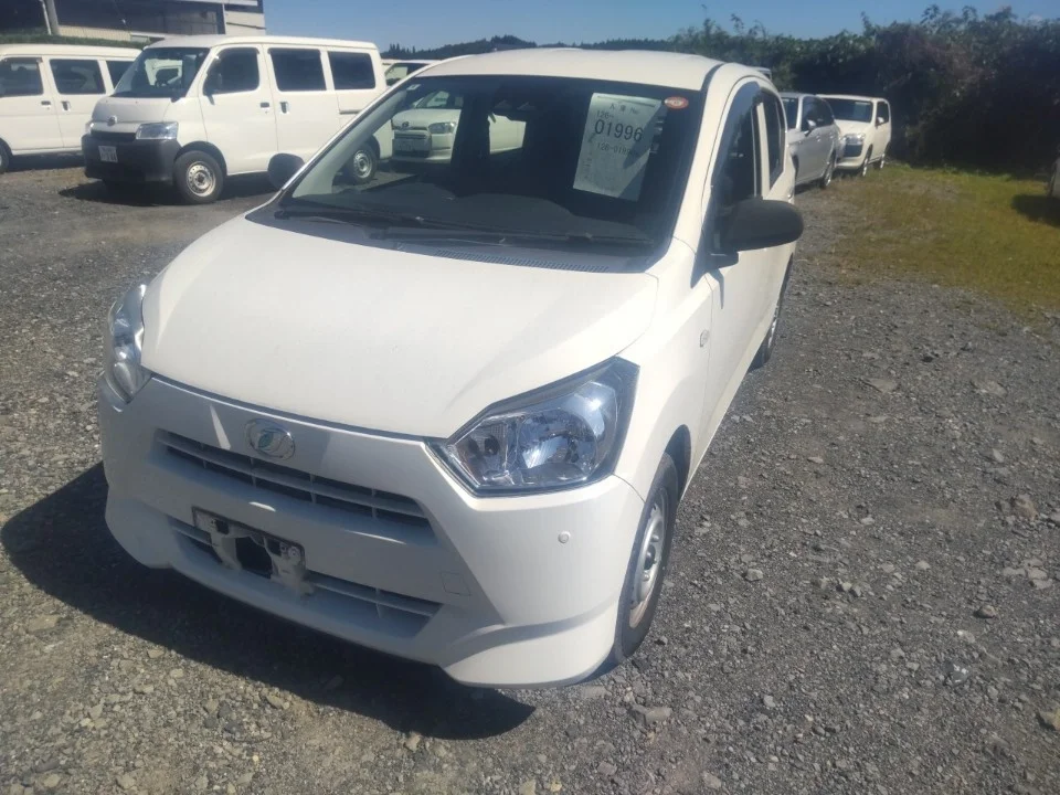 Daihatsu Mira e:S LA350S 2018